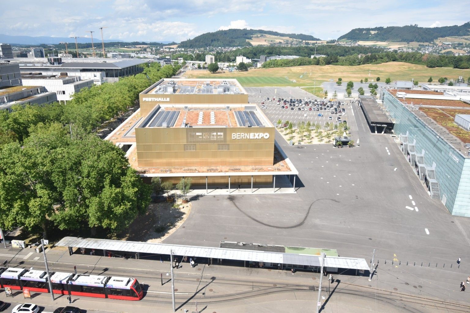 Bern: Beundenfeld: Hotel IBIS - Festhalle - A - Public