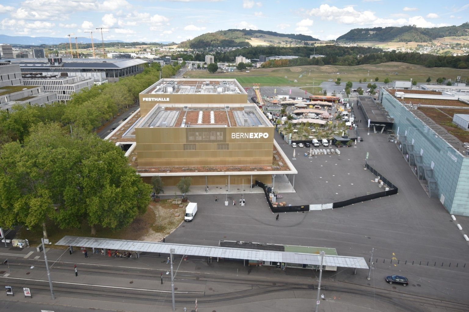 Bern: Beundenfeld: Hotel IBIS - Festhalle - A - Public