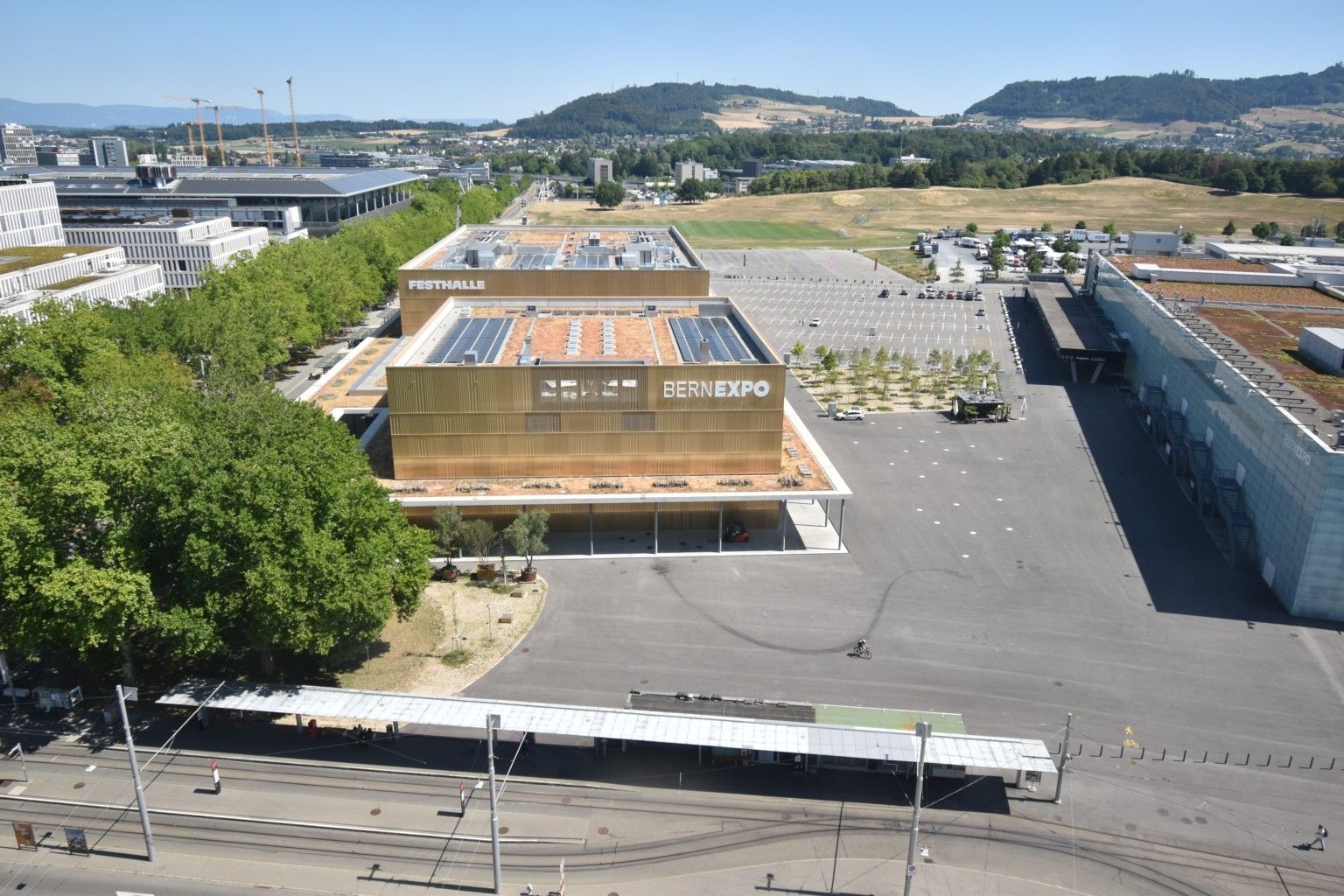 Bern: Beundenfeld: Hotel IBIS - Festhalle - A - Public