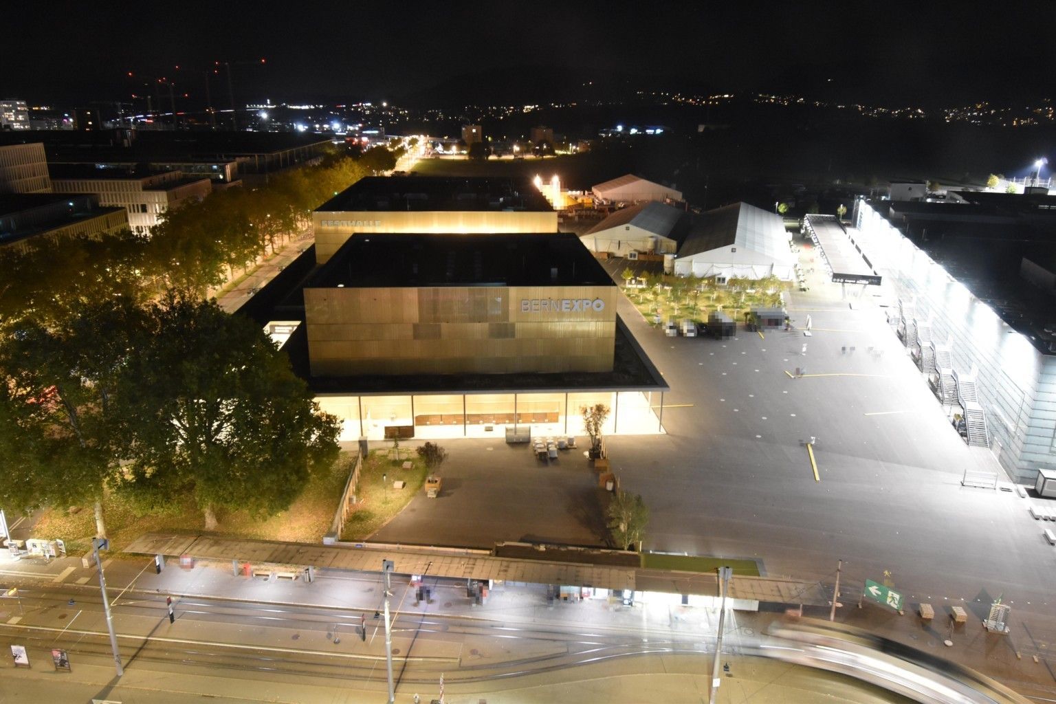Bern: Beundenfeld: Hotel IBIS - Festhalle - A - Public