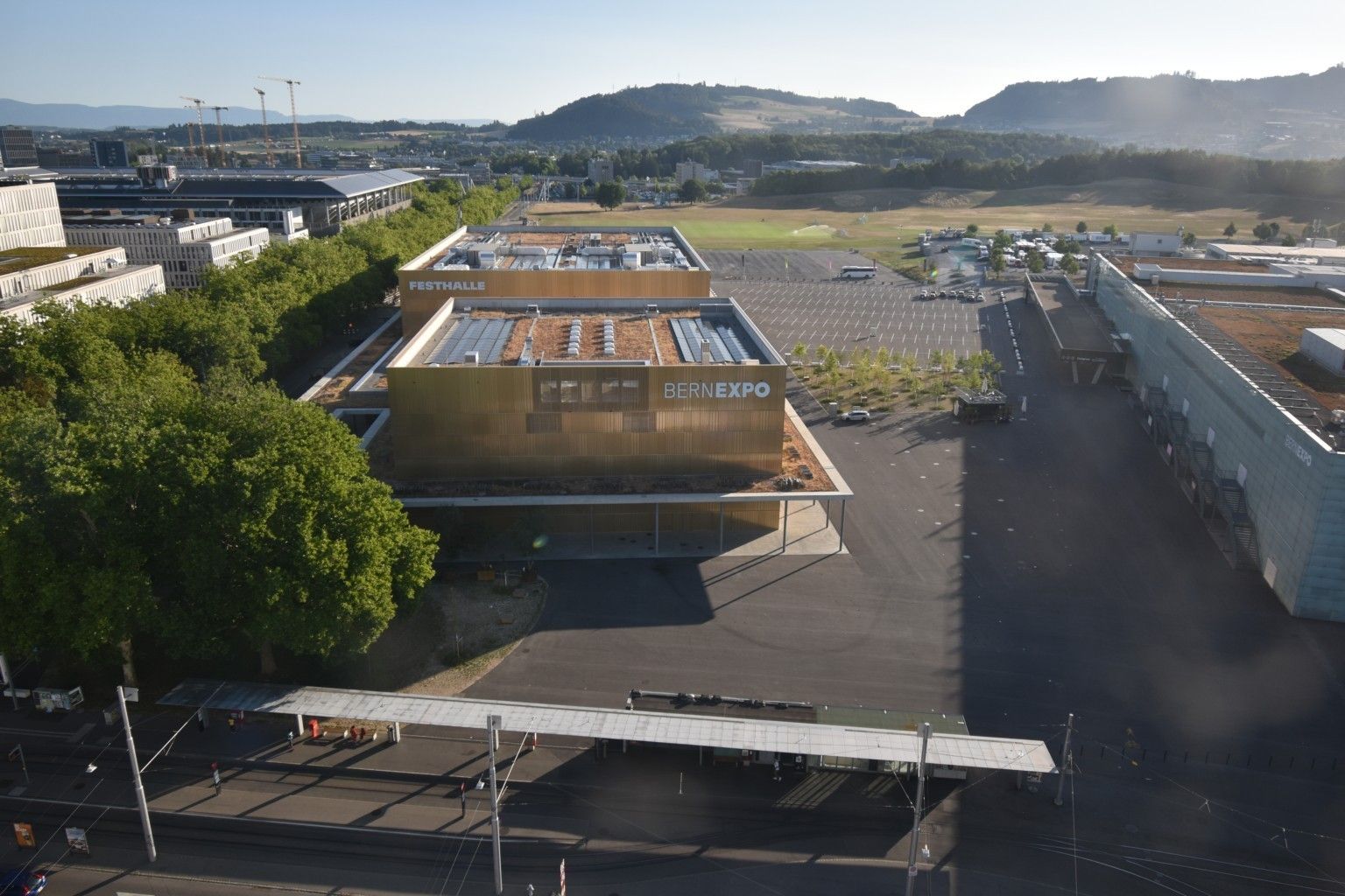 Bern: Beundenfeld: Hotel IBIS - Festhalle - A - Public