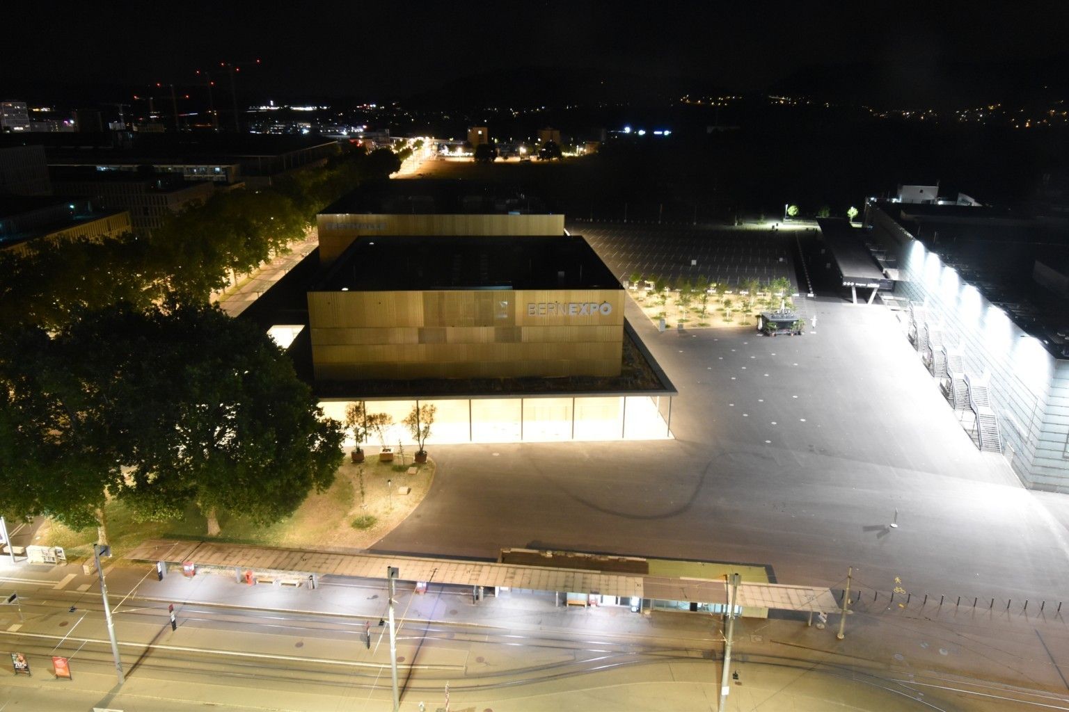 Bern: Beundenfeld: Hotel IBIS - Festhalle - A - Public