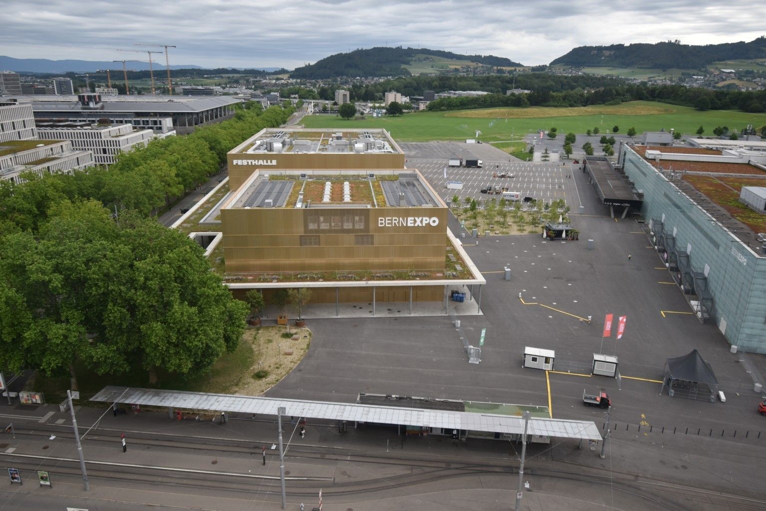 Bern: Beundenfeld: Hotel IBIS - Festhalle - A - Public
