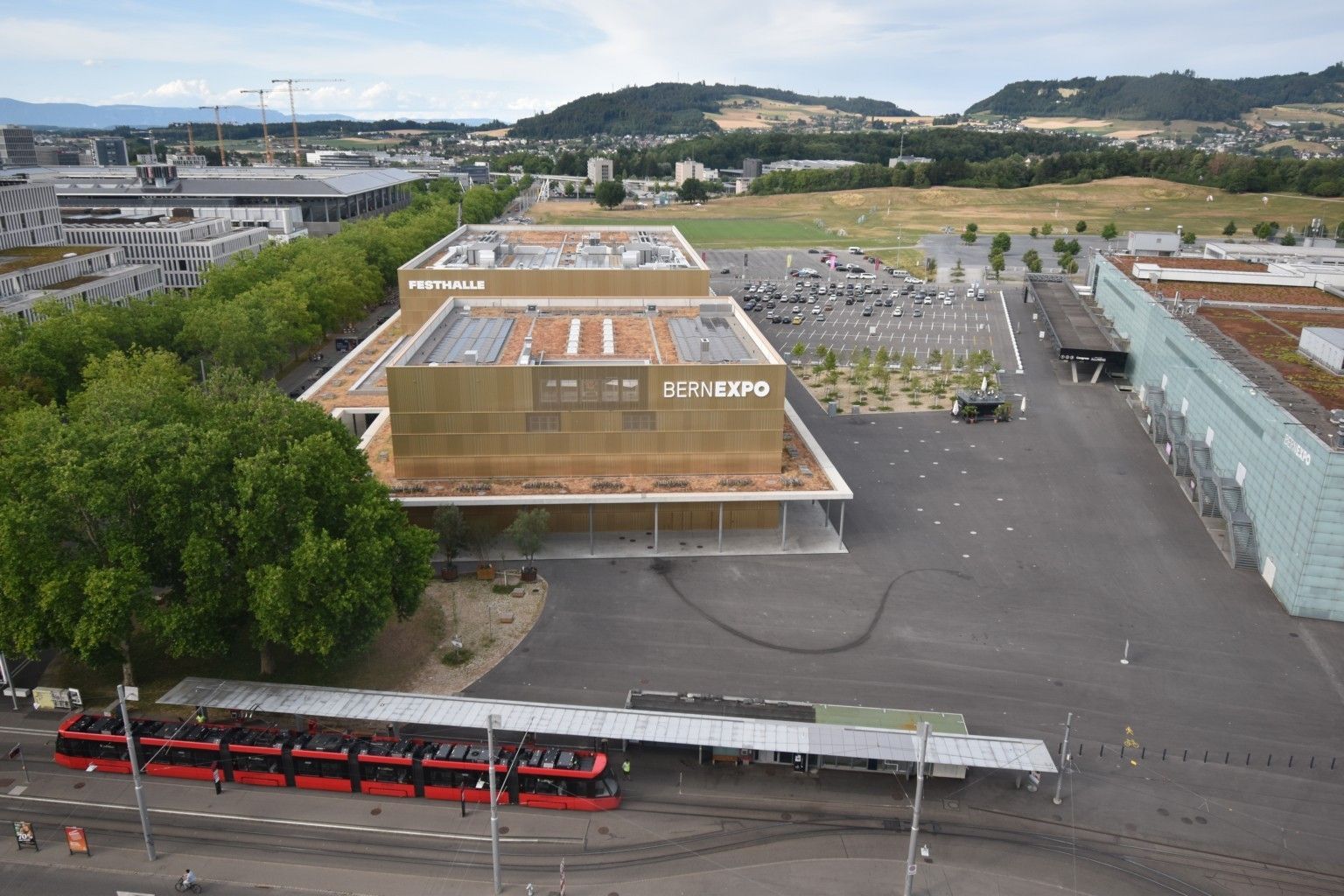 Bern: Beundenfeld: Hotel IBIS - Festhalle - A - Public