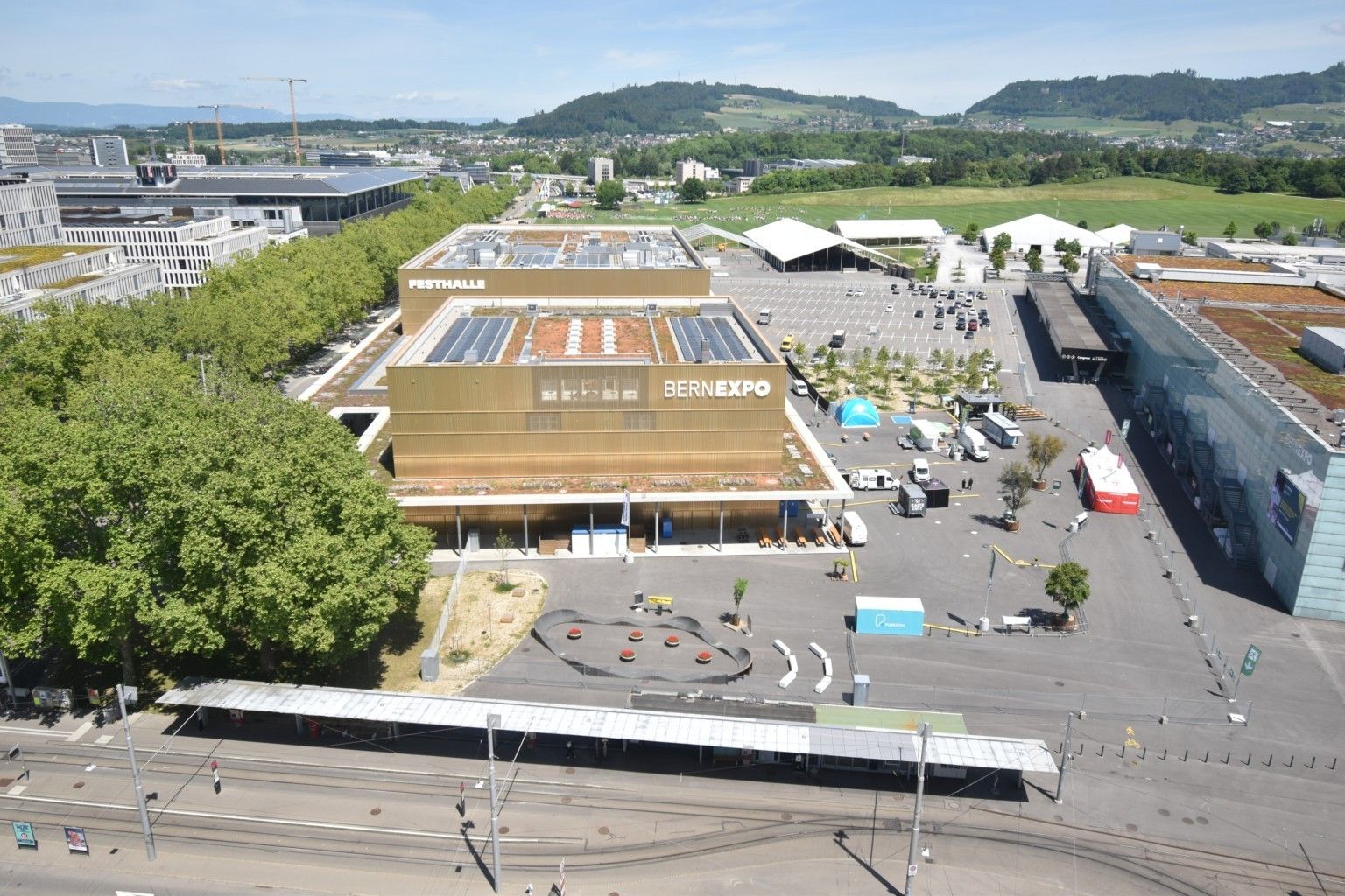 Bern: Beundenfeld: Hotel IBIS - Festhalle - A - Public