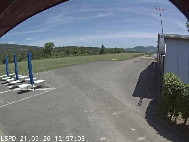 Dittingen: Flugplatz - Cam 3
