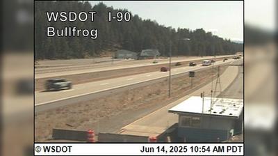 Bullfrog Eastward View: I-90 Traffic & Landscape