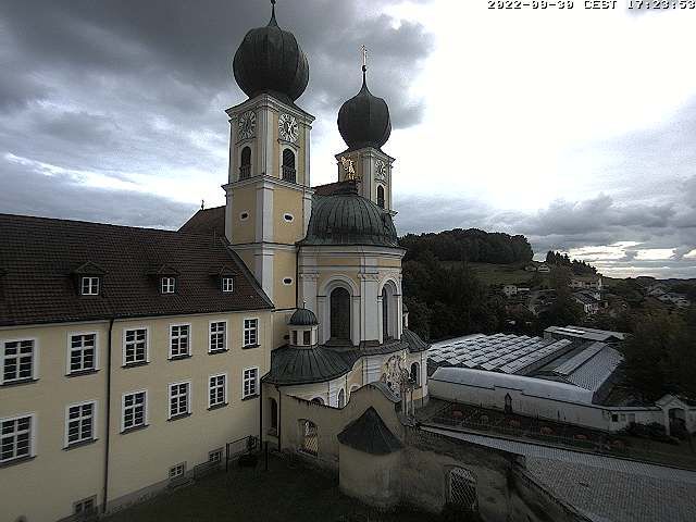 Traffic Cam Metten: Benediktinerabtei bei Deggendorf