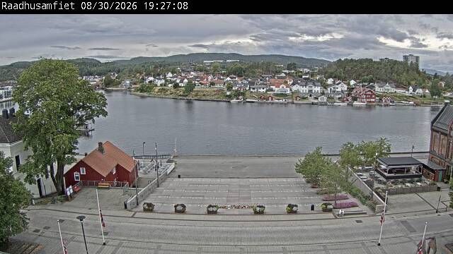 Traffic Cam Brevik: Porsgrunn Rådhusamfiet