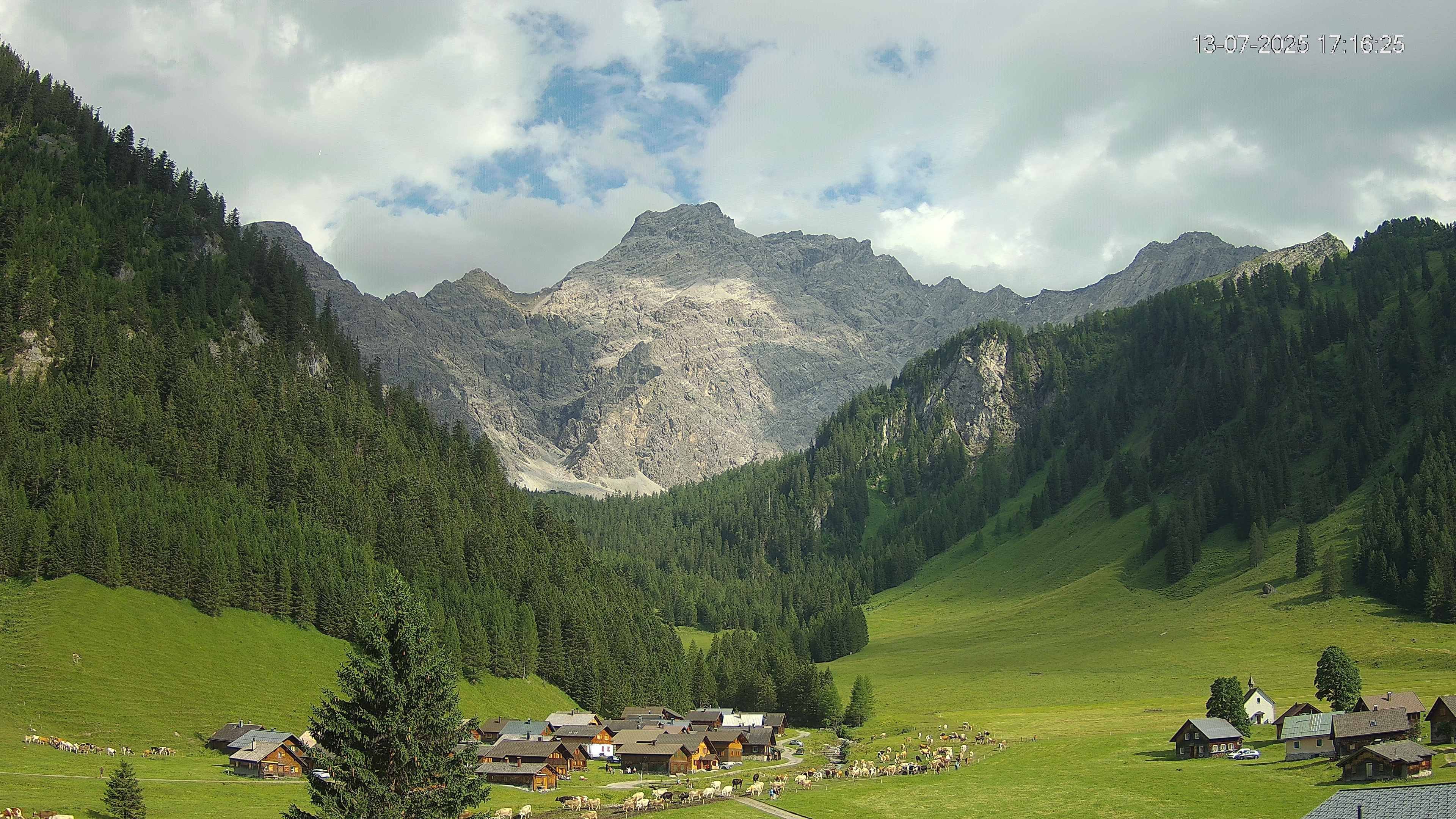 Triesenberg › Ost: Nenzinger Himmel