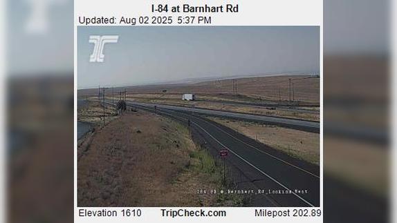 Traffic Cam Pendleton: I-84 at Barnhart Rd