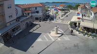 Murter: Center, Cove Hramina