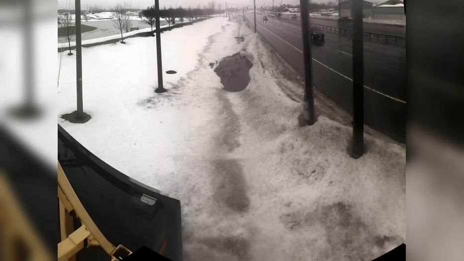 Traffic Cam Delevan › East: Route 5 Eastbound at Lake Erie Blvd