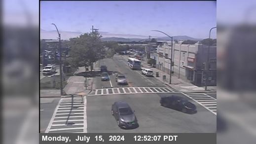 Traffic Cam Berkeley › North: T254W -- SR-123 : Gilman Street - Looking West