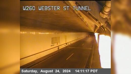 Traffic Cam Jack London Square › West: TVA01 -- SR-260 : Webster St Tunnel Entrance