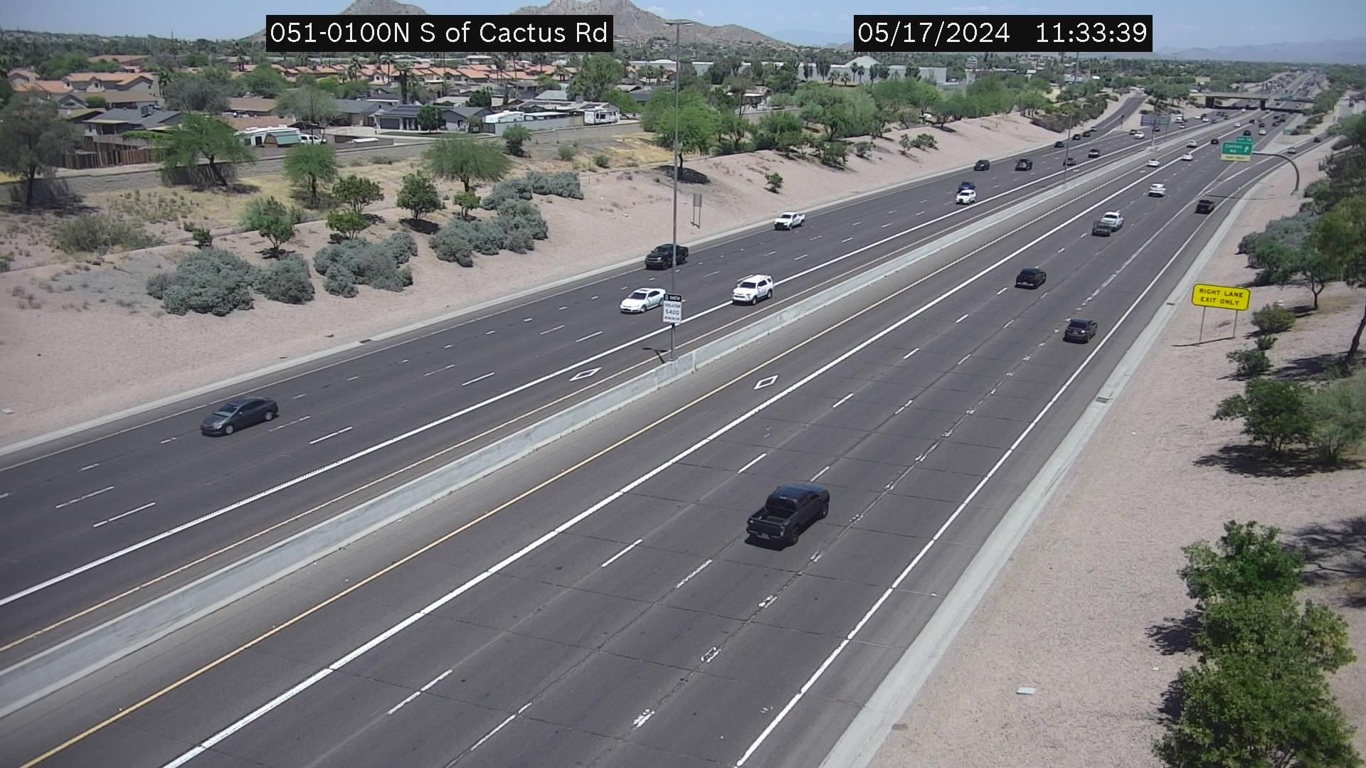 Traffic Cam Phoenix › North: SR-51 NB 10.09 @S of Cactus