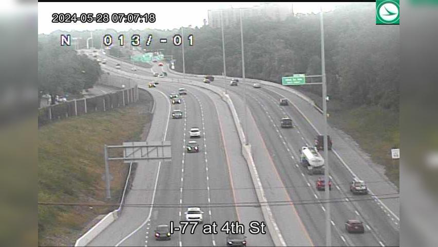 Traffic Cam Canton: I-77 at 4th St