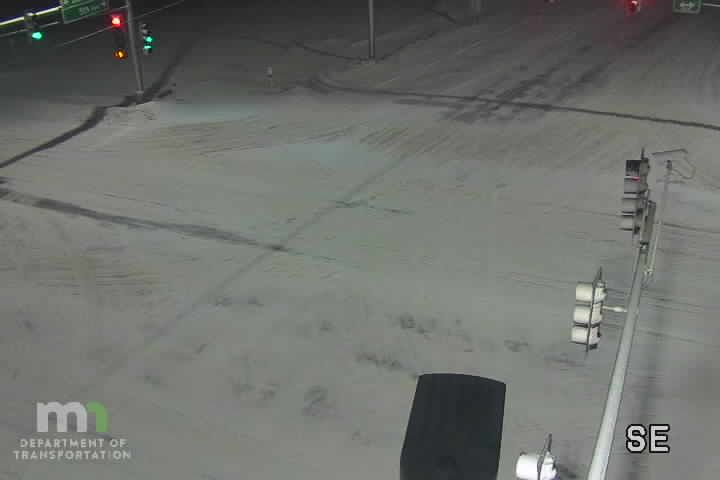 Traffic Cam Hopkins: T.H.7 WB @ 5th Ave