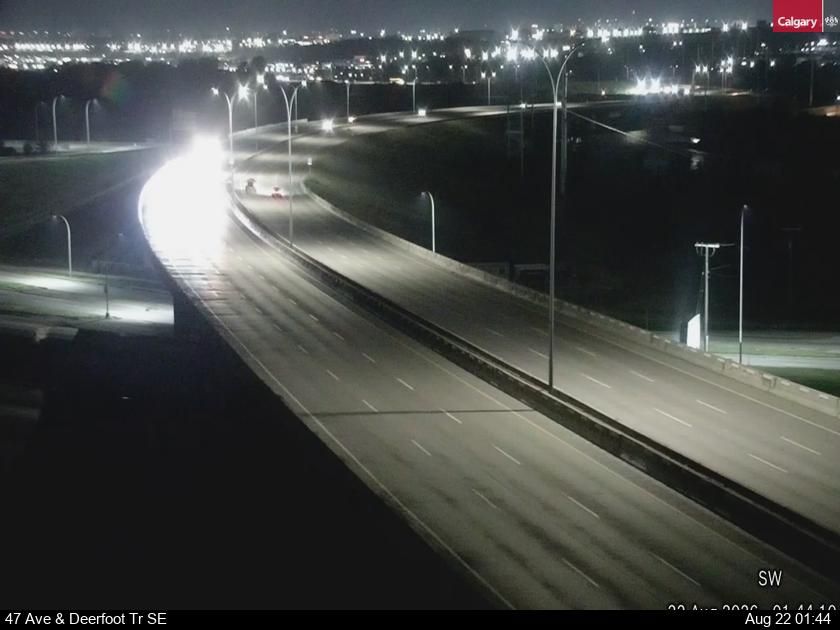 Traffic Cam Valleyfield: 47 Avenue - Deerfoot Trail SE