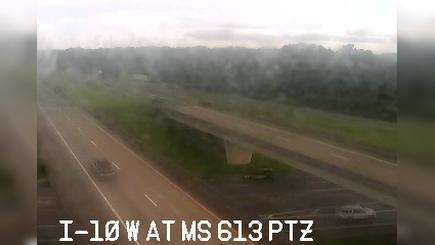 Traffic Cam Moss Point: I-10 at MS 613