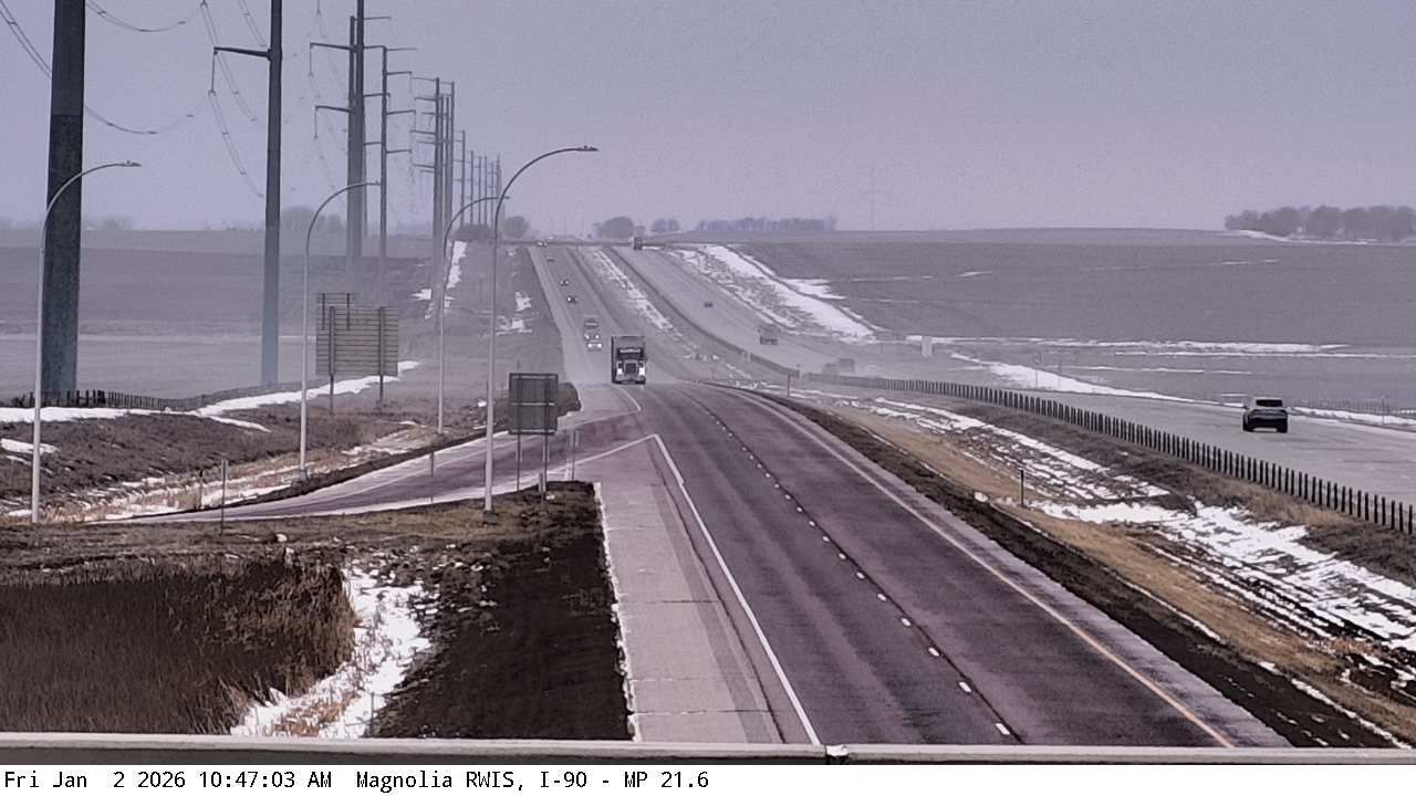 Traffic Cam Magnolia: I-90: I-90 - MP 21.6): I-90 - MP 21.6) View