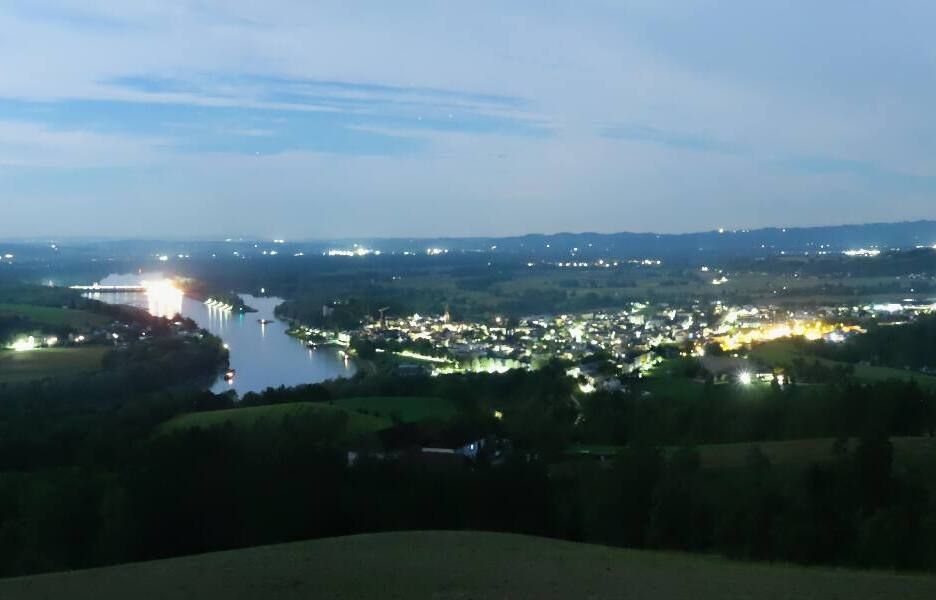 Traffic Cam Ottensheim › West