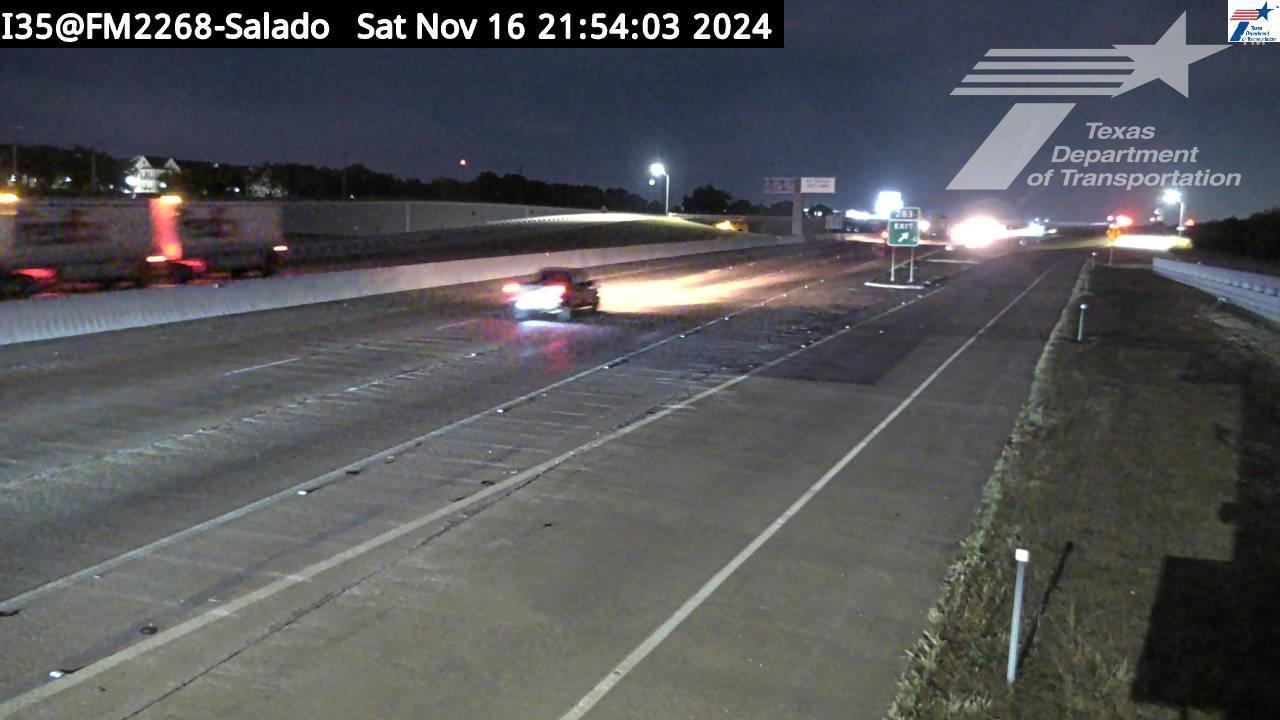 Traffic Cam Salado › South: I35@FM2268