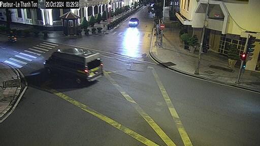 Traffic Cam Ben Nghe Ward