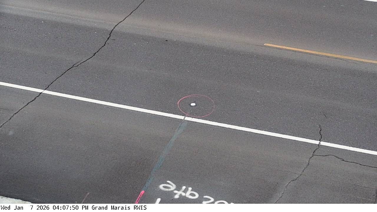 Traffic Cam Grand Marais: MN 61: T.H.61 - MP 110.8): T.H.61 - MP 110.8) View