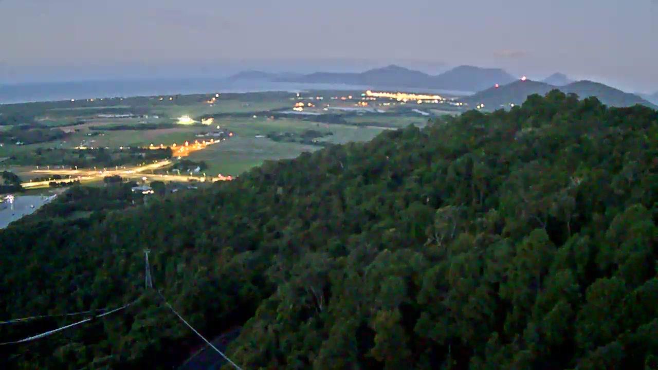 Cairns Traffic and Landscape Webcam