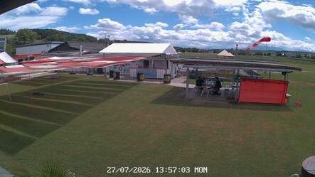 Beromünster › Westen: Paraclub Beromuenster - Skydive Luzern