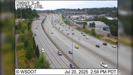 Traffic Cam Tacoma: I-5 at MP 133: Yakima Ave