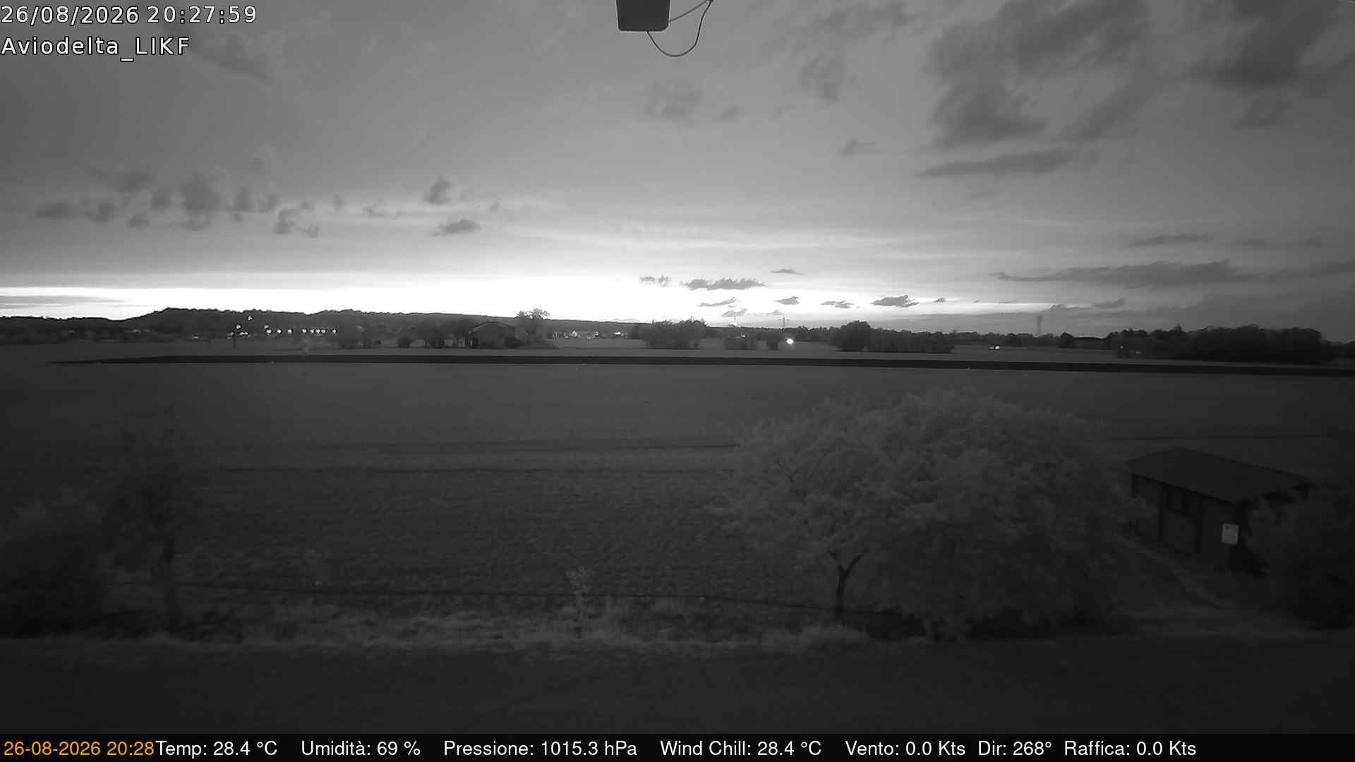 Traffic Cam Felino › West: Aviodelta Airfeld LIKF