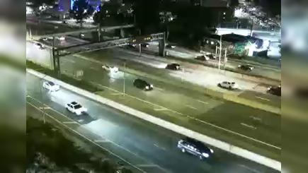 Traffic Cam New York › East: I-495 at Grand Central Parkway