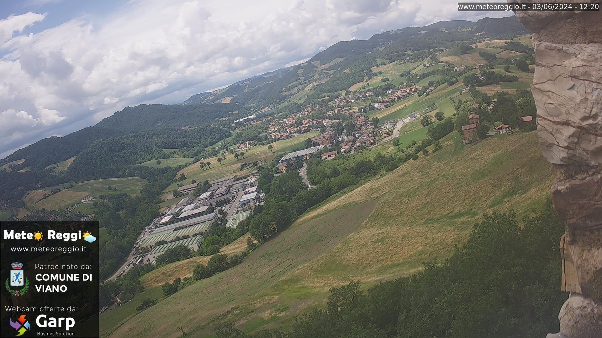 Traffic Cam Viano › South-West: Via Borgo Visignolo - Baiso - Union Tresinaro Secchia