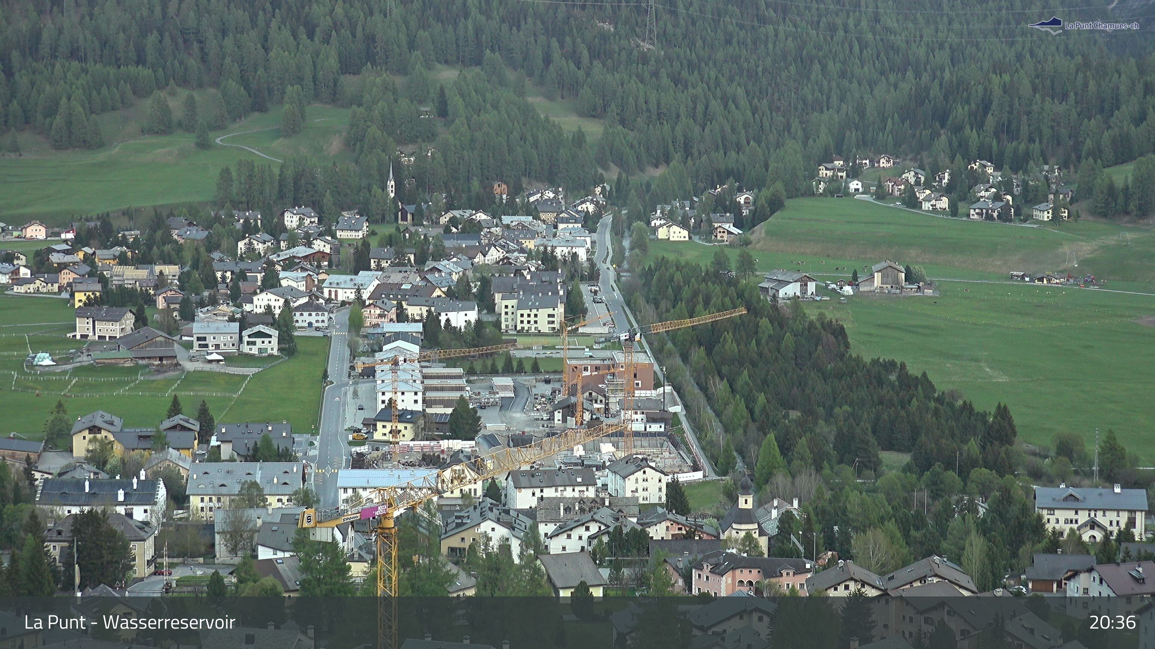 La Punt Chamues-ch: La Punt: Wasserreservoir - Sportplatz