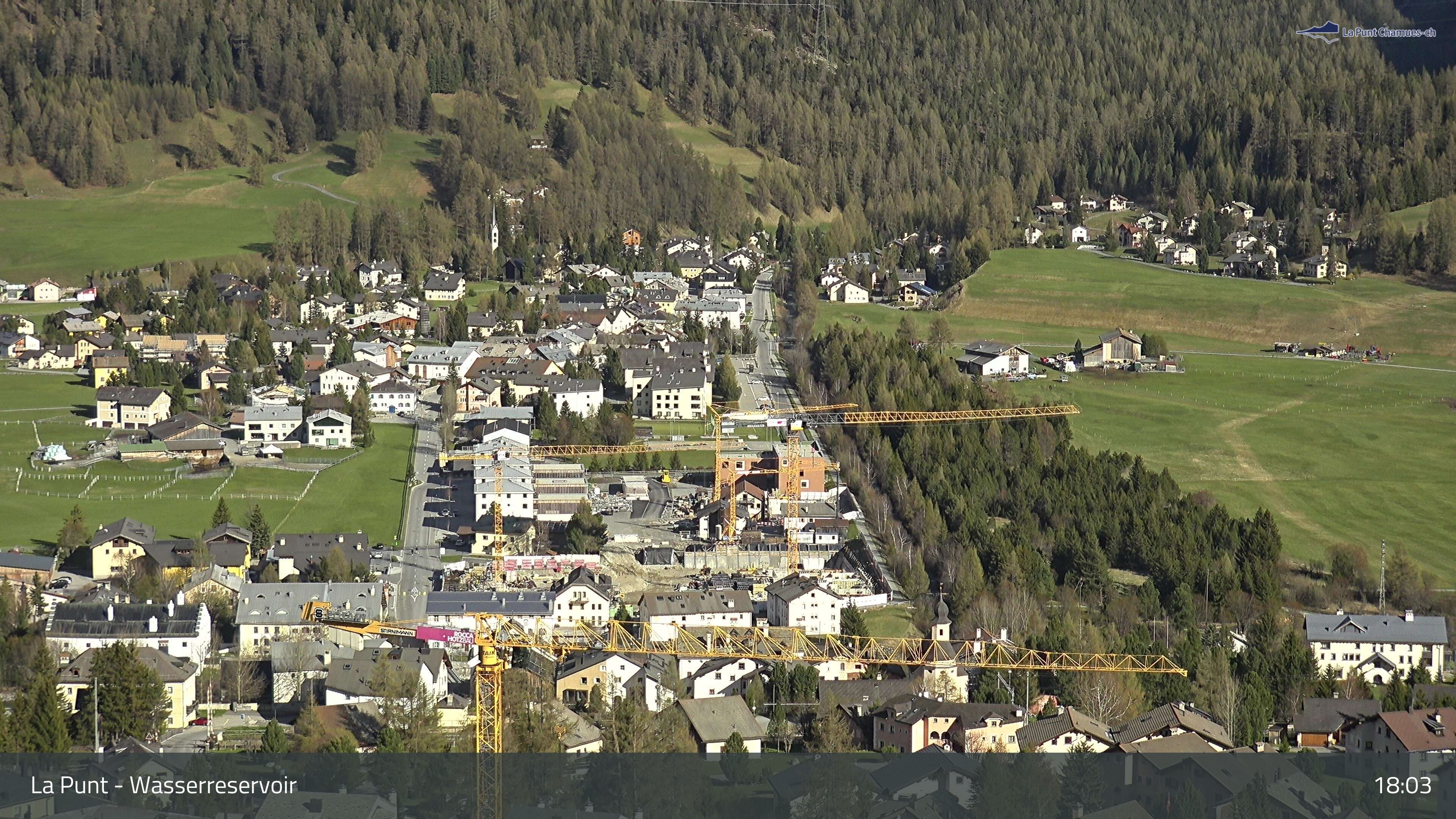 La Punt Chamues-ch: La Punt: Wasserreservoir - Sportplatz