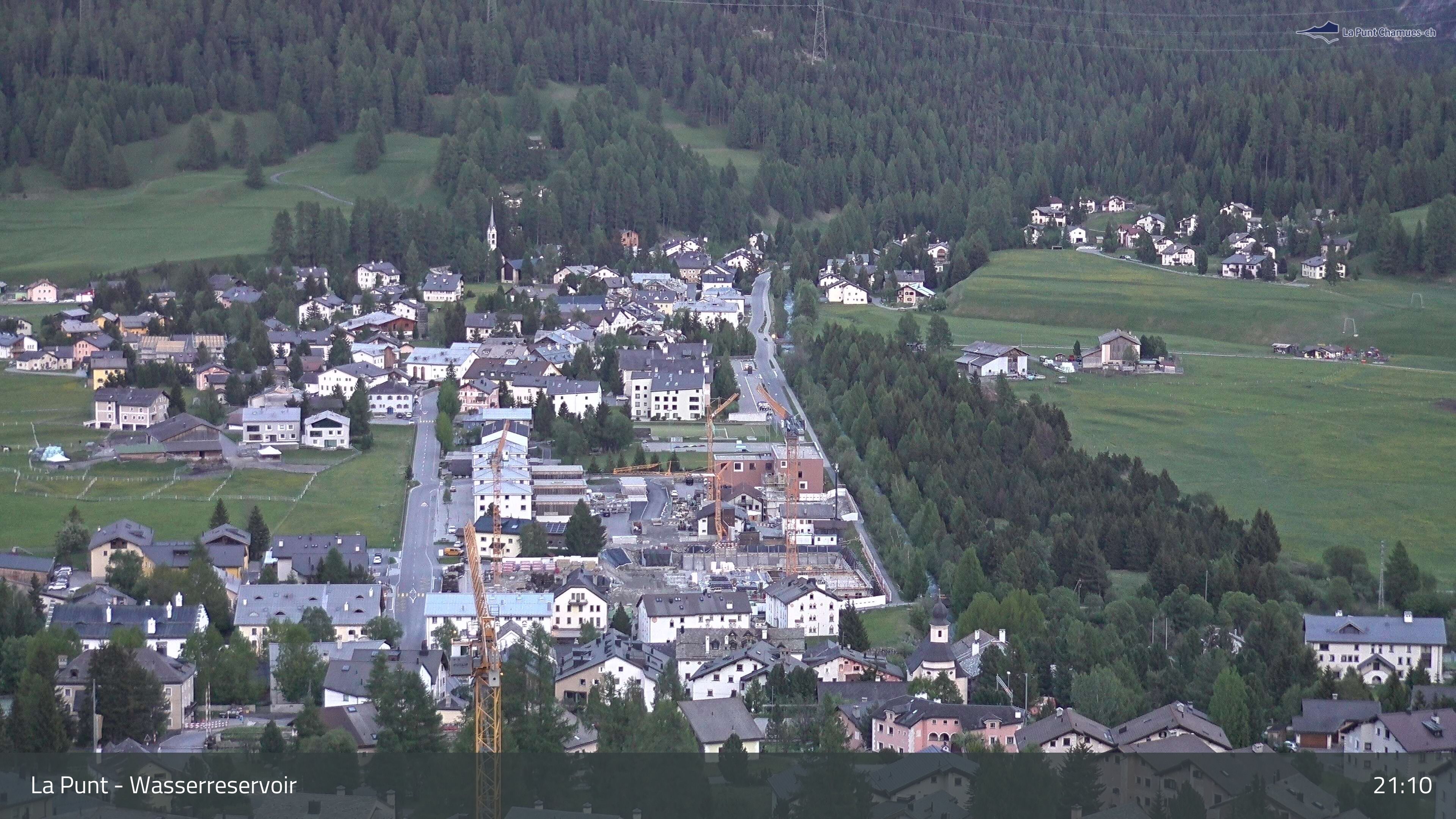 La Punt Chamues-ch: La Punt: Wasserreservoir - Sportplatz