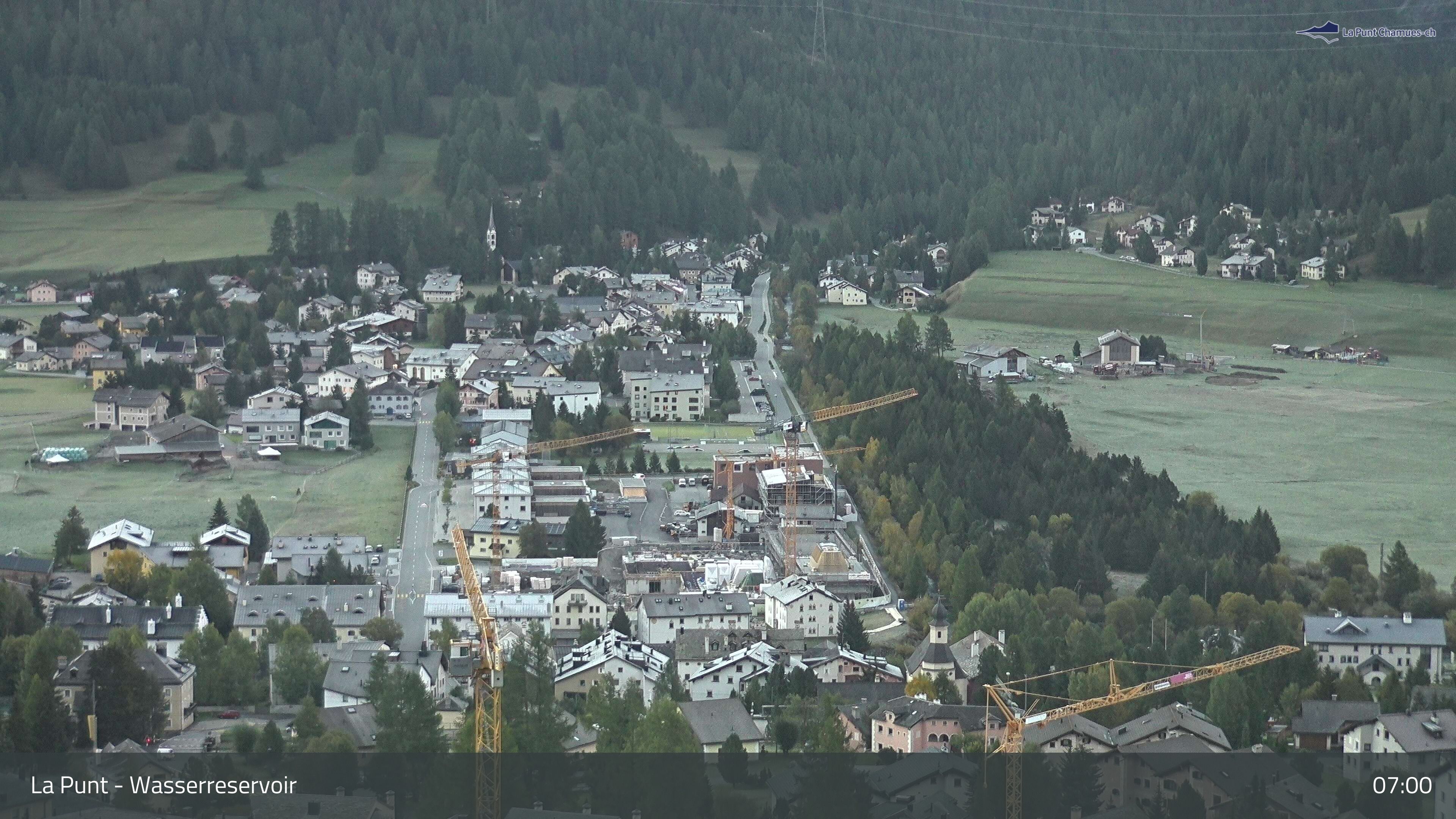 La Punt Chamues-ch: La Punt: Wasserreservoir - Sportplatz