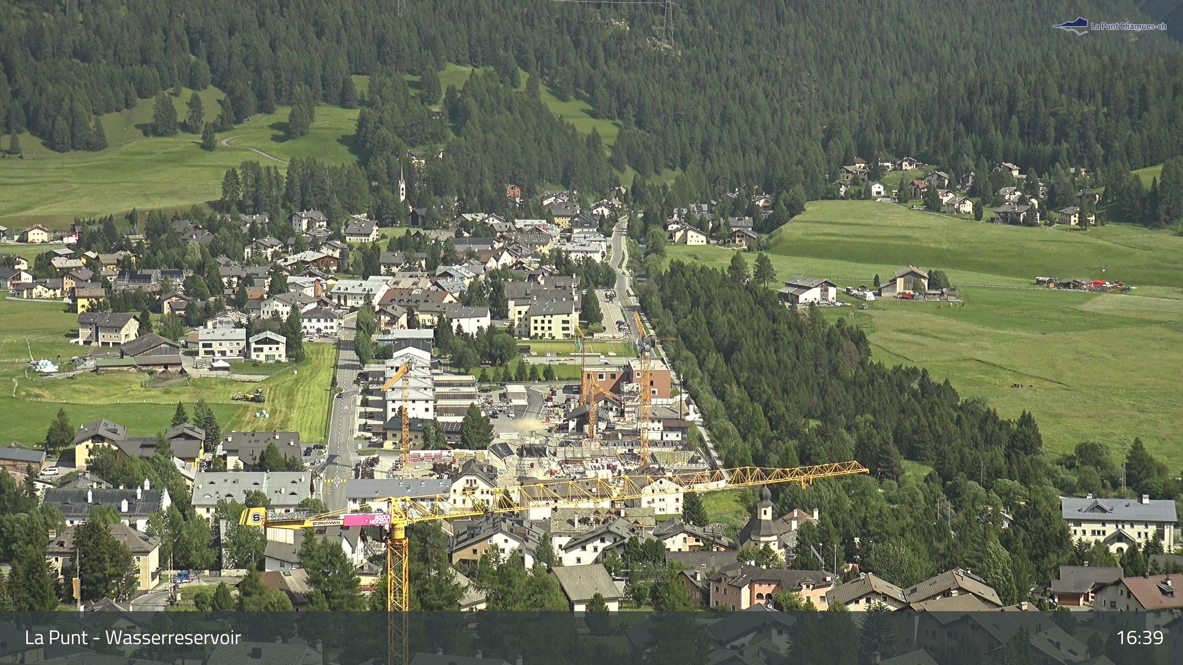 La Punt Chamues-ch: La Punt: Wasserreservoir - Sportplatz