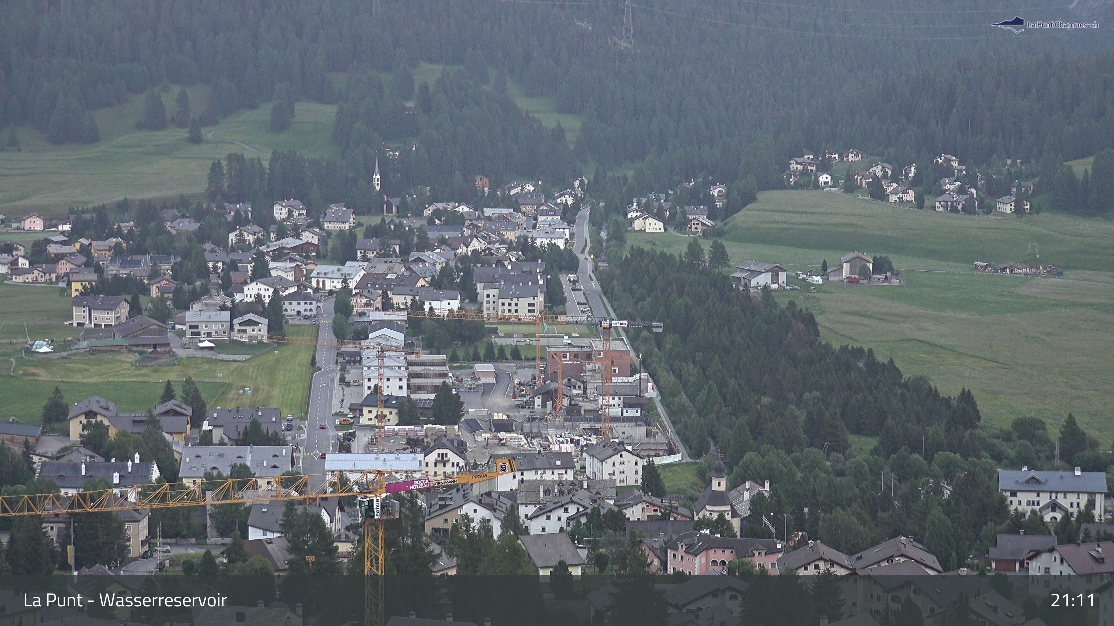 La Punt Chamues-ch: La Punt: Wasserreservoir - Sportplatz