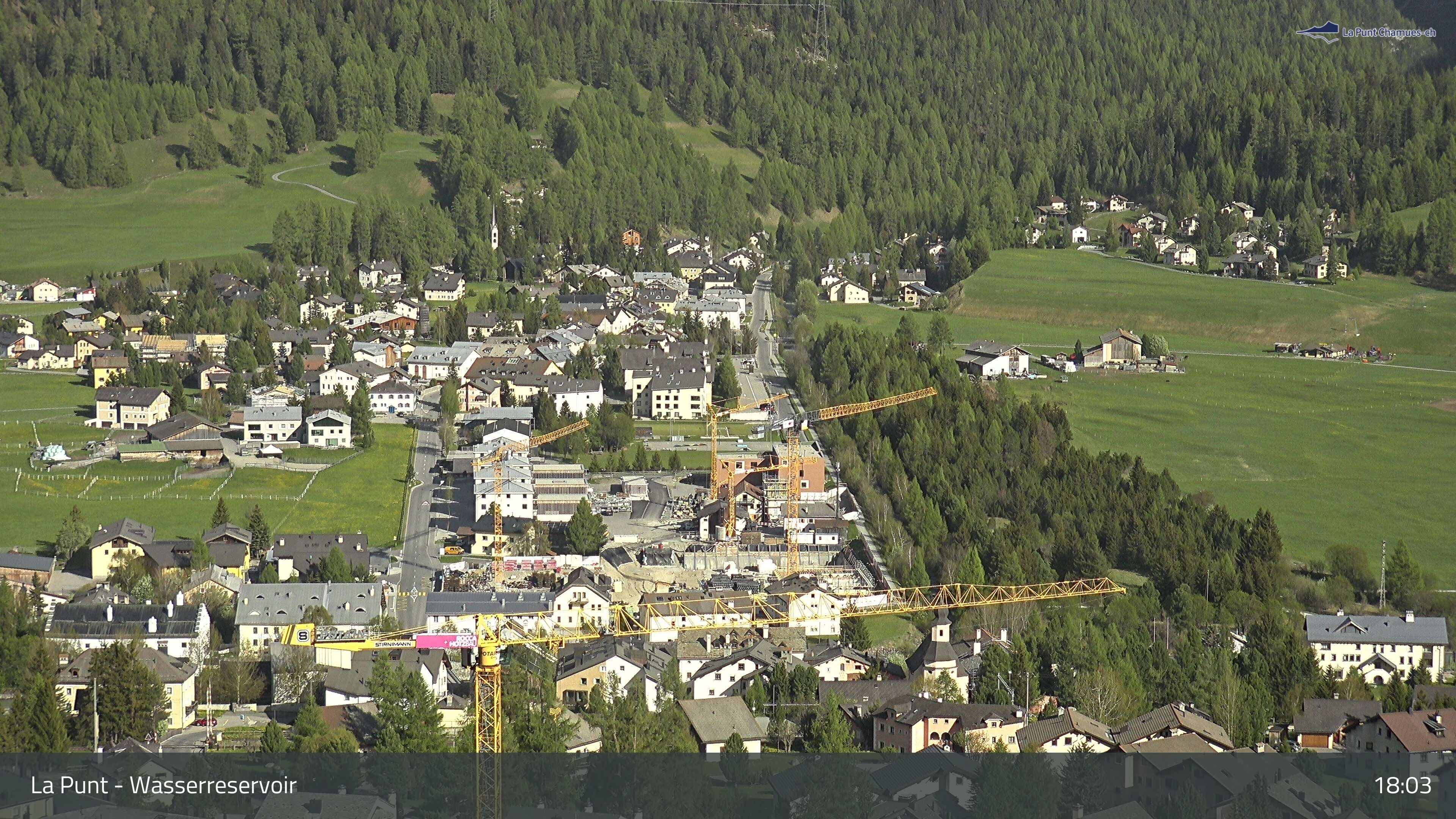 La Punt Chamues-ch: La Punt: Wasserreservoir - Sportplatz