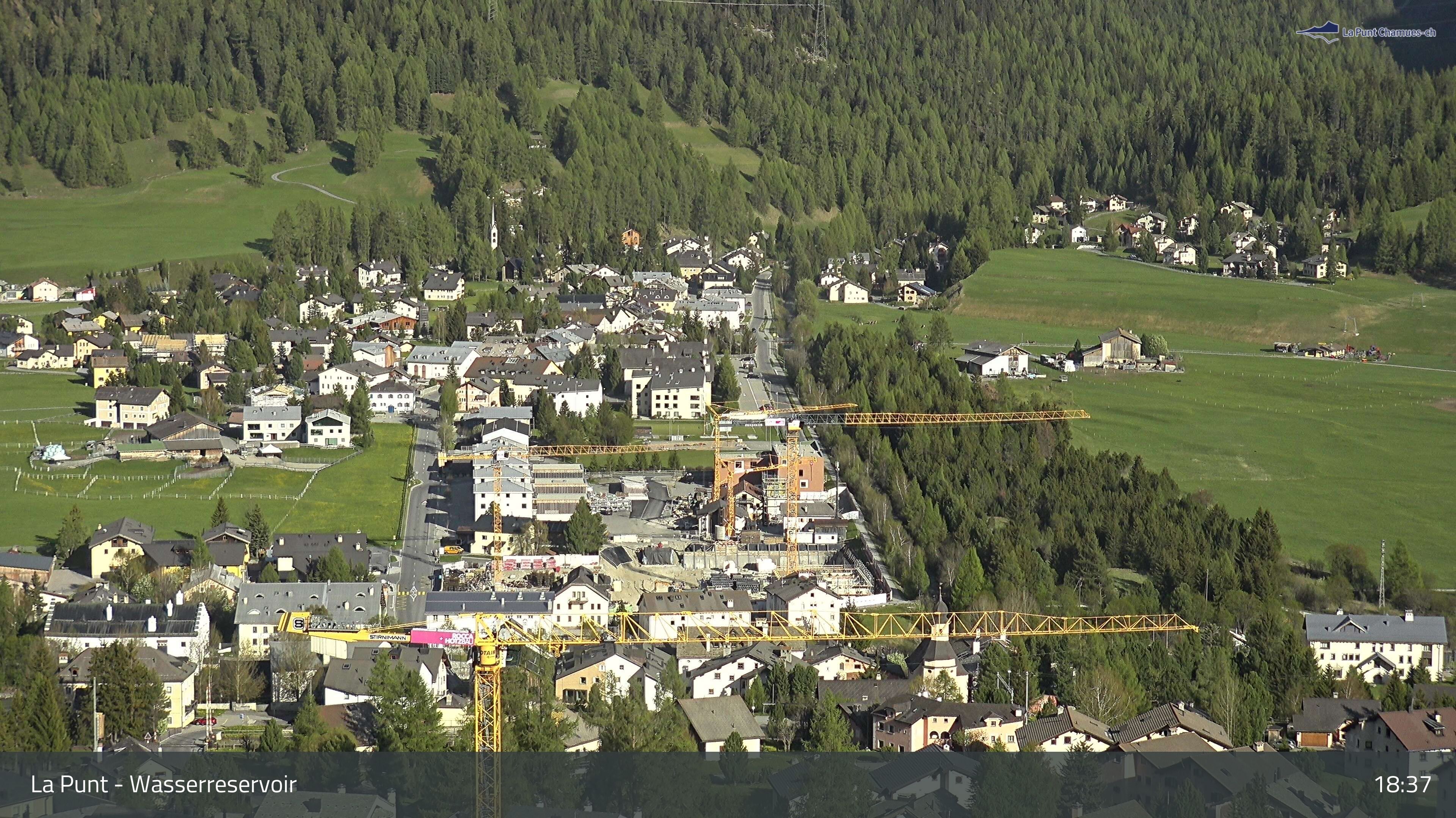 La Punt Chamues-ch: La Punt: Wasserreservoir - Sportplatz
