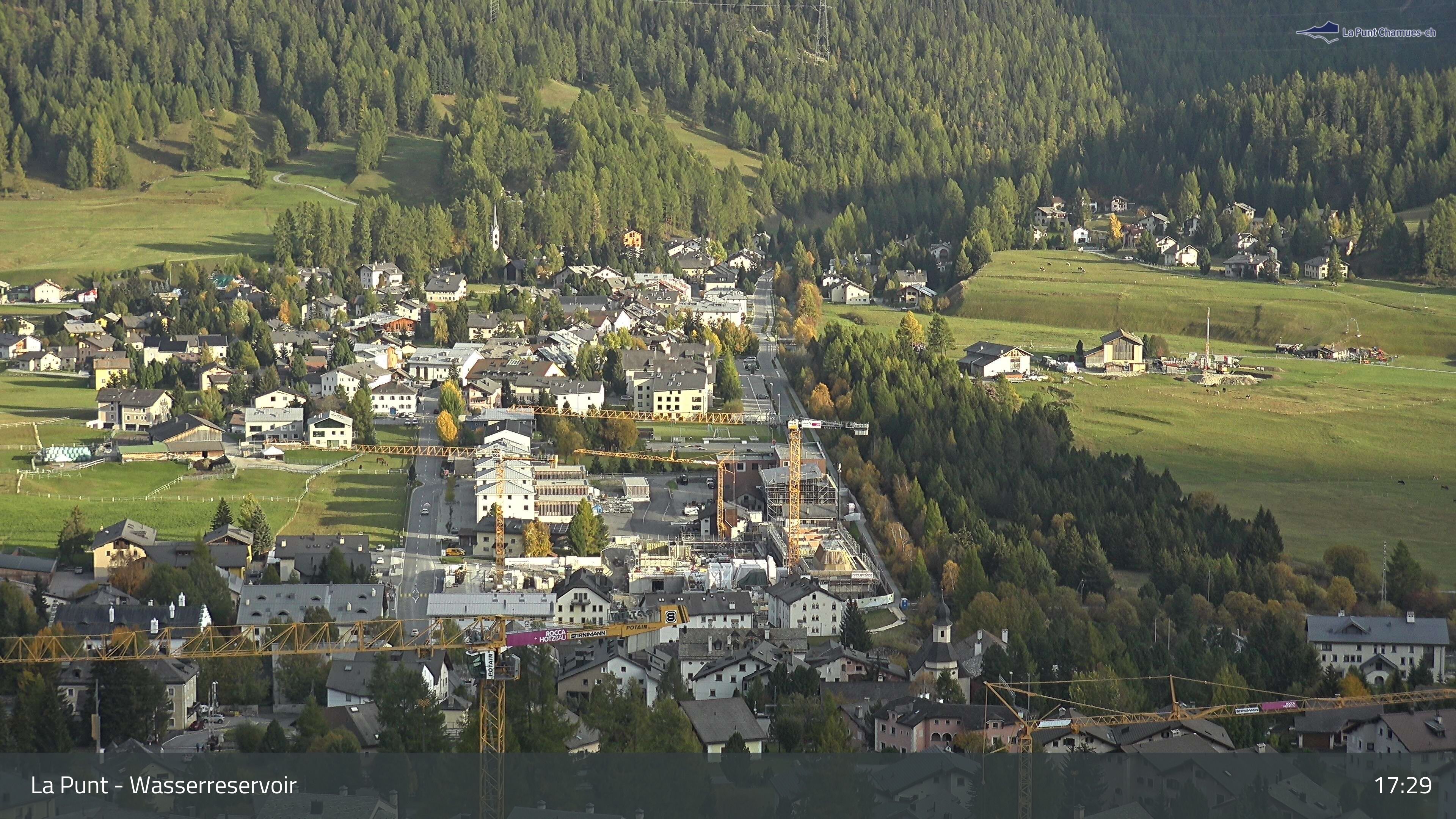 La Punt Chamues-ch: La Punt: Wasserreservoir - Sportplatz