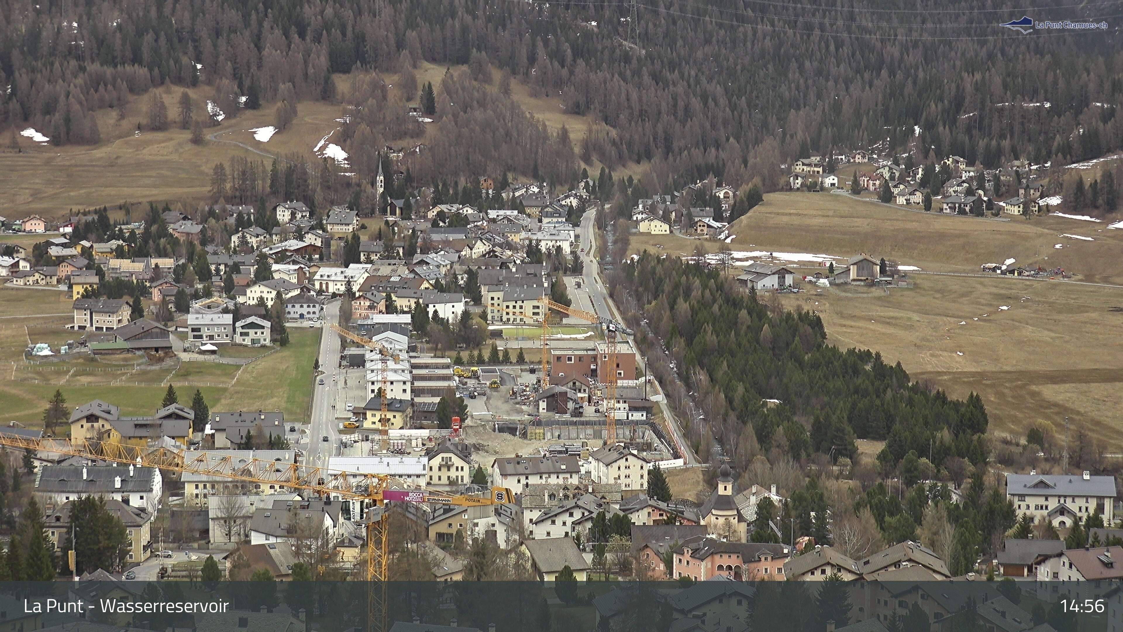 La Punt Chamues-ch: La Punt: Wasserreservoir - Sportplatz