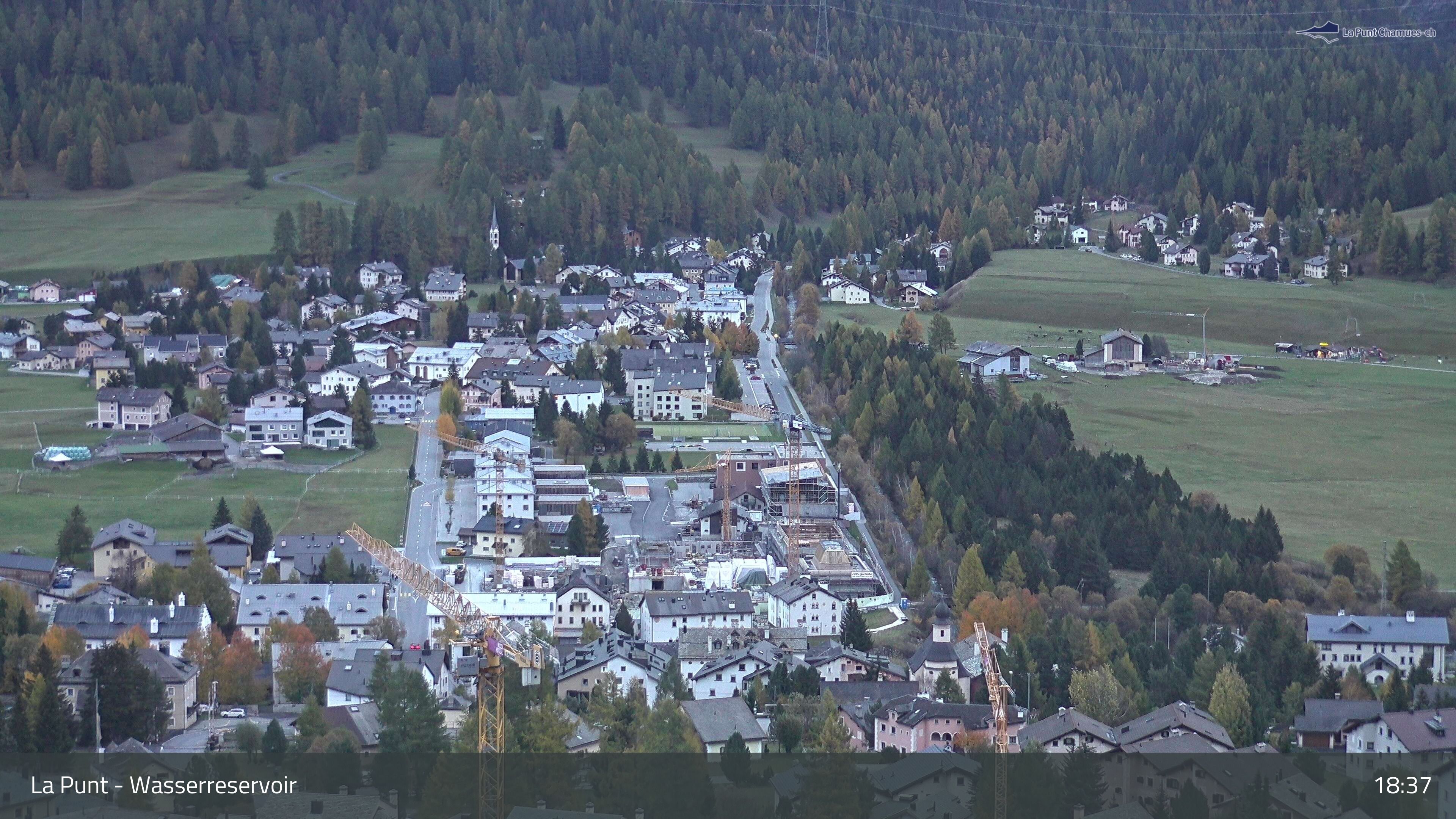 La Punt Chamues-ch: La Punt: Wasserreservoir - Sportplatz