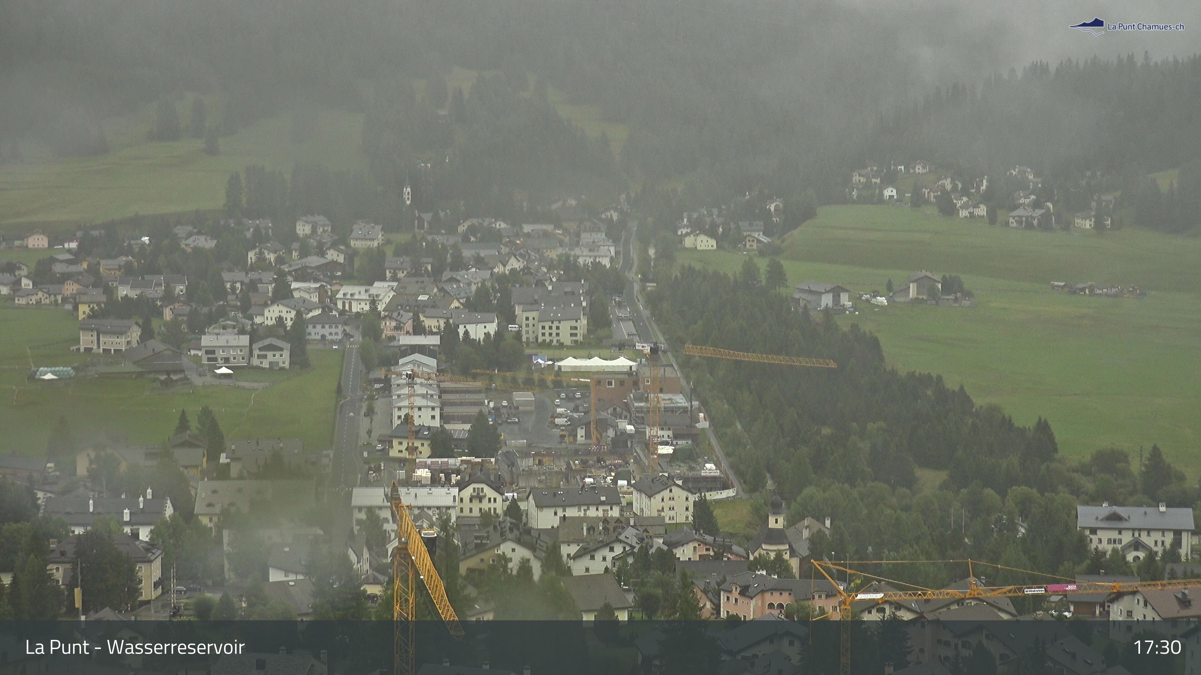 La Punt Chamues-ch: La Punt: Wasserreservoir - Sportplatz