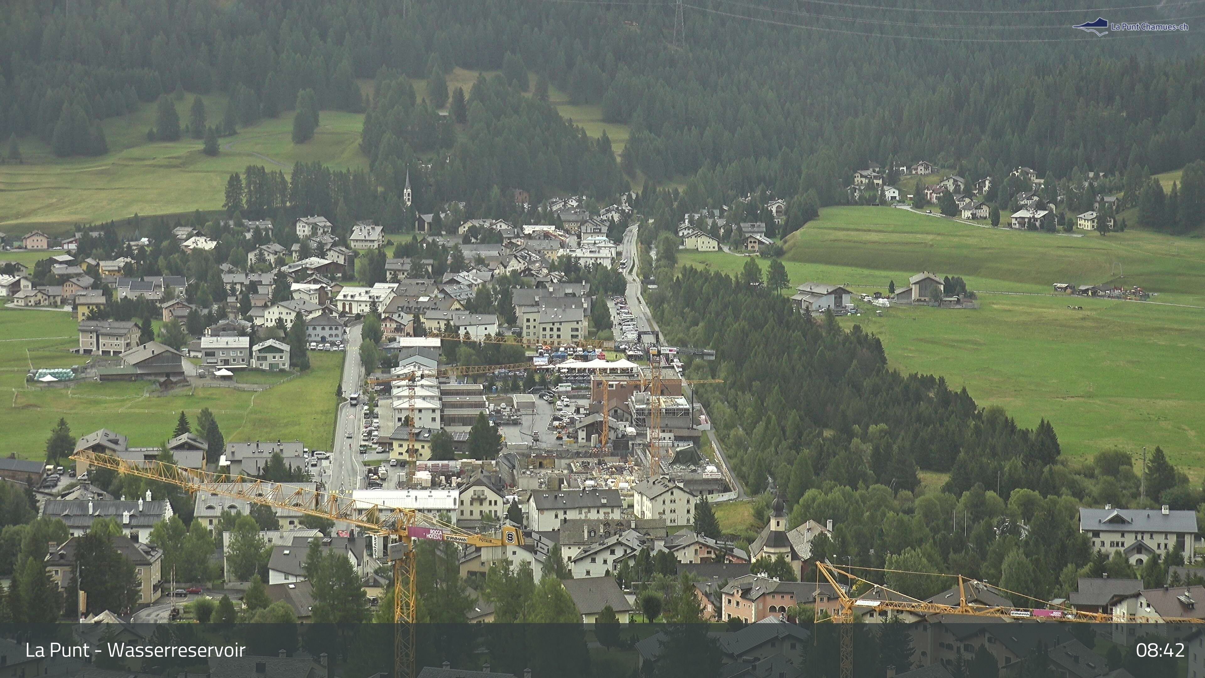 La Punt Chamues-ch: La Punt: Wasserreservoir - Sportplatz