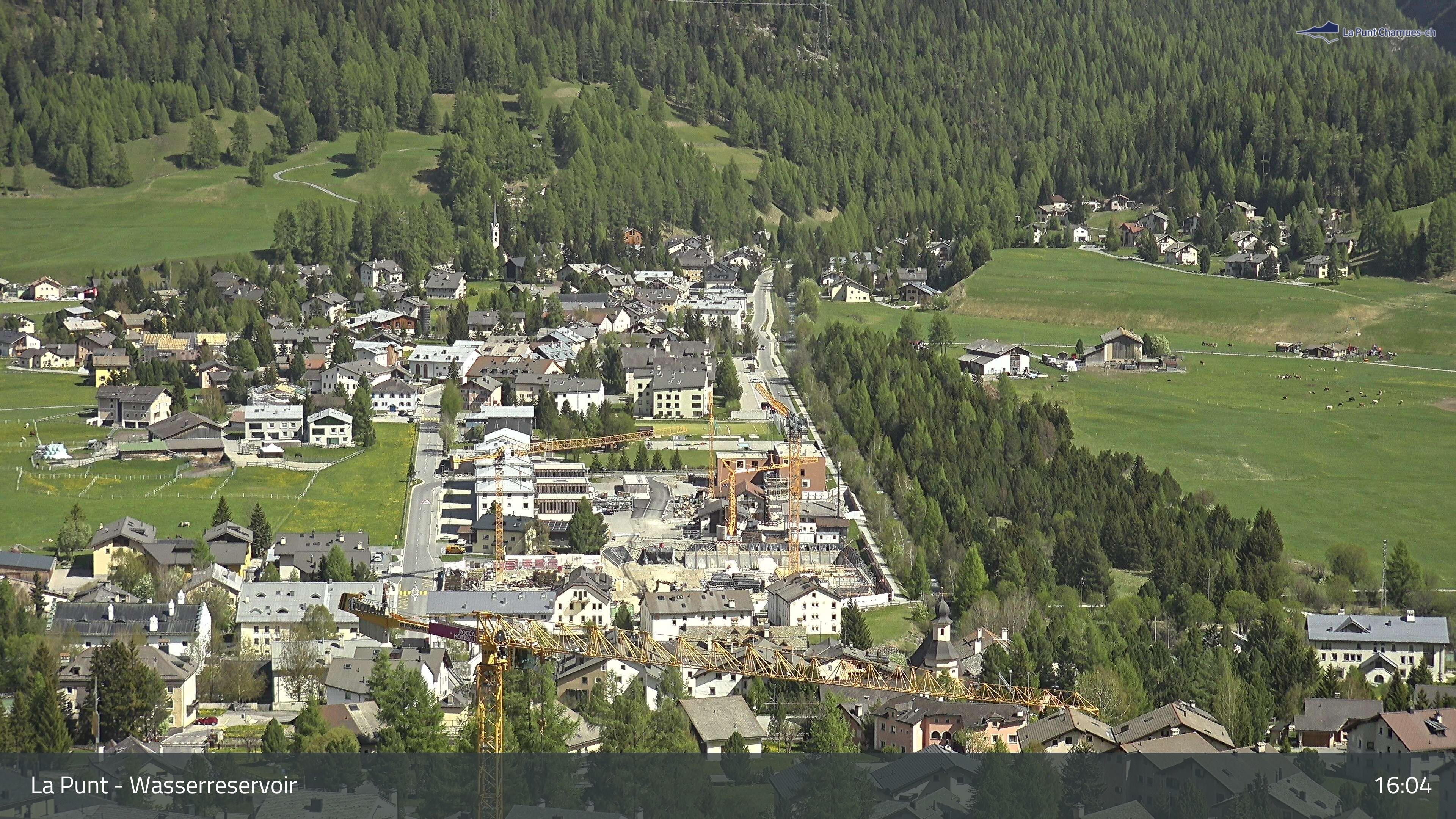 La Punt Chamues-ch: La Punt: Wasserreservoir - Sportplatz