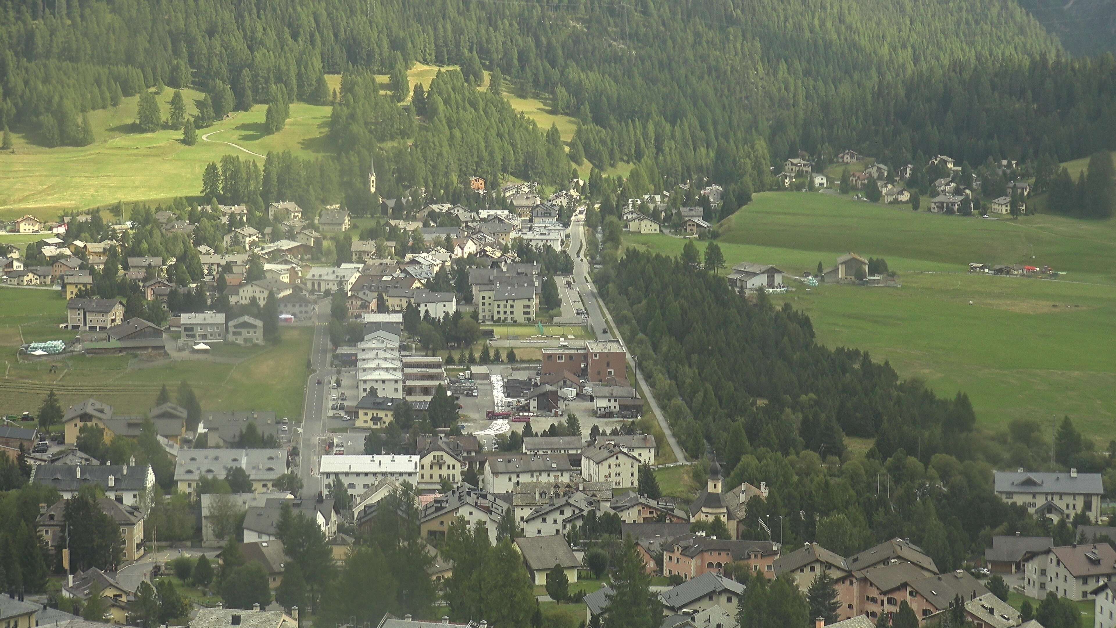 La Punt: Wasserreservoir - Sportplatz